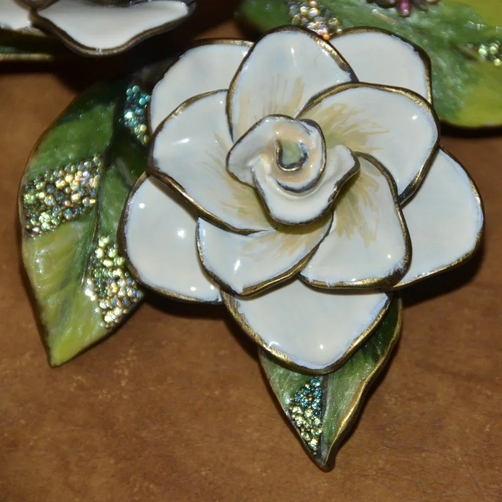 RARE JAY STRONGWATER GARDENIA DRAGONFLY FLORAL FLOWER CRYSTAL ENAMEL FIGURINE